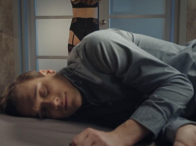 M jak miłość odc. 1865. Olek (Maurycy Popiel), Aneta (Ilona Janyst)