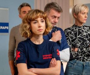 Na sygnale, odc. 704. Ela Siemaszko (Aleksandra Kądziołka), Wiktor (Wojciech Kuliński), Anna (Lea Oleksiak), Benio (Hubert Jarczak)