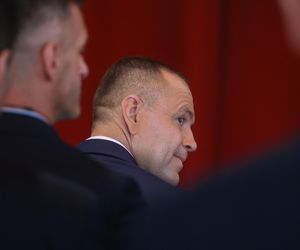 Fałszywy ksiądz zakłócił mszę z udziałem prezydenta Nawrockiego