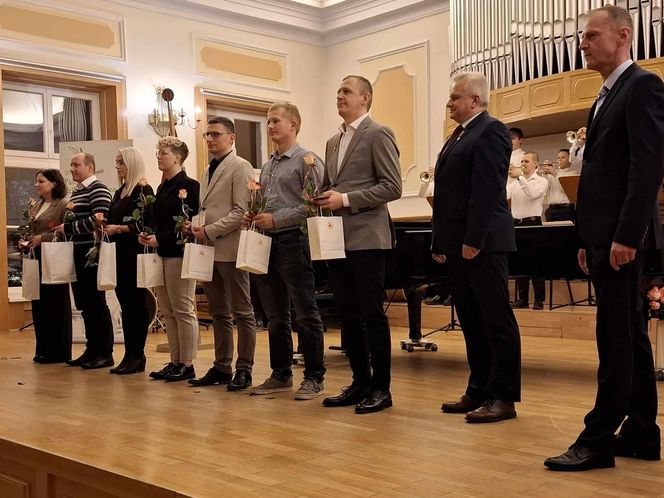 Kalisz. Trwają Dni Honorowego Krwiodawstwa PCK. Podczas uroczystej gali podziękowano krwiodawcom