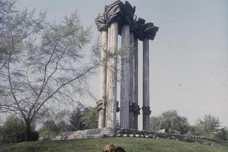 Pomnik Bohaterów Ziemi Białostockiej, 1973 rok
