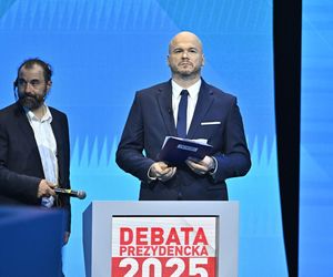 Ostatnie chwile przed debatą kandydatów