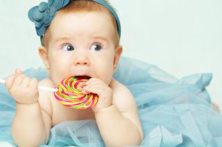 Słodycze w diecie dzieci: jak dużo można podawać i od jakiego wieku?