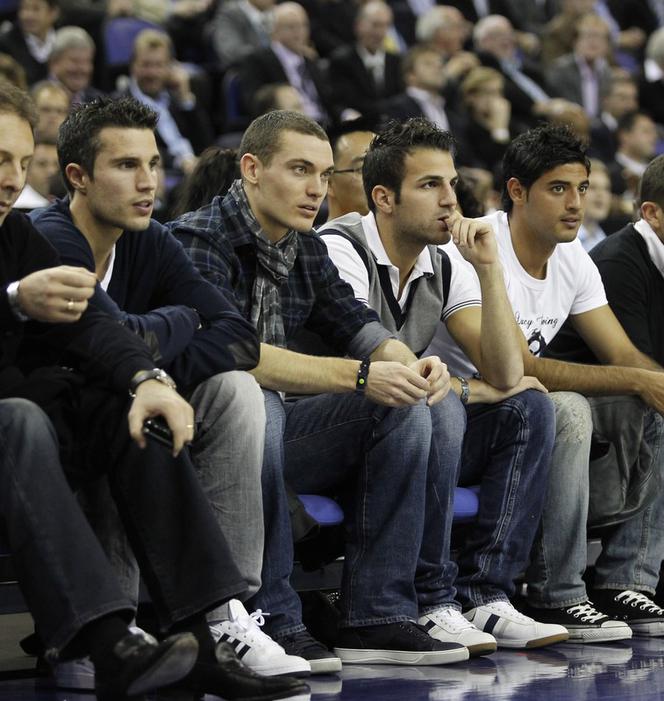 Robin Van Persie, Thomas Vermaelen, Cesc Fabregas i Carlos Vela