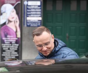 Prezydent Andrzej Duda podczas przedświątecznych zakupów na Nowym Kleparzu w Krakowie