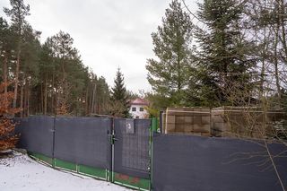 To najmniejsza wieś w województwie łódzkim. Ma tylko dwóch mieszkańców 