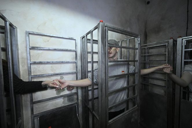 Reporterzy "Super Expressu" zamienili się w świnie. To pierwsze takie miejsce w Polsce. Nietypowy escape room w Warszawie