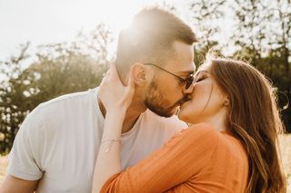 Jaki znak zodiaku najbardziej pasuje do Barana? AI uważa, że to z nim ma szansę na miłość jak z romansu!