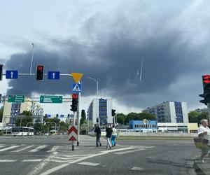 Gigantyczny pożar chemikaliów w Siemianowicach Śląskich. Wdrożono specjalne środki 