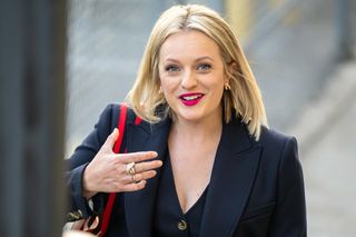 Elisabeth Moss to jedna z najbardziej lubianych aktorek. Mało kto wie, że gwiazda „Opowieści podręcznej” skrywa też mroczny sekret  