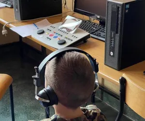 W powiecie bielskim badają słuch pierwszoklasistów. Przebadanych zostanie około  1600 dzieciaków 