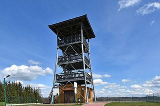 Wiatrak i wieża widokowa w Różance na Podkarpaciu. Wyjątkowe, ale niedoceniane miejsce na mapie regionu