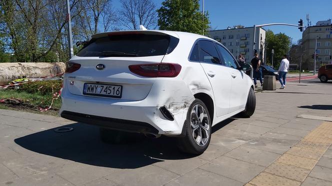 Wypadek na rondzie Schumana w Warszawie
