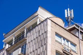 Wiejska 20 w Warszawie - zdjęcia jednego z najpiękniejszych bloków w Warszawie