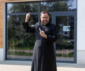 Kaplica pęka w szwach, ksiądz chce ją wykupić. Potrzeba milionów