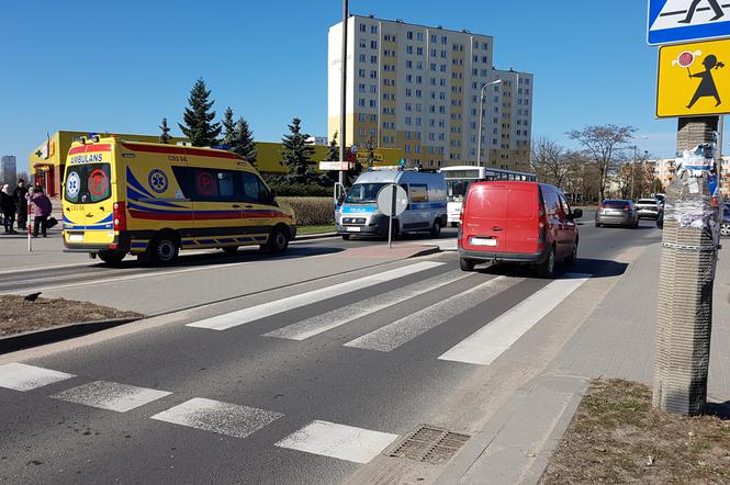 Potrącenie pieszej na ul. Dziewulskiego w Toruniu! Tydzień temu było podobnie...