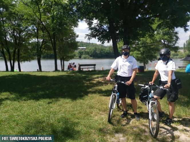 Policjanci w regionie rozpoczynają sezon rowerowy. W Ostrowcu i Starachowicach rowery gotowe