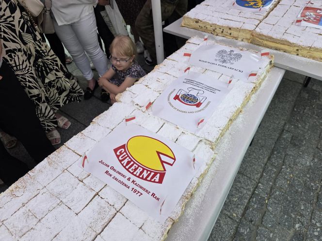 Rzeszów Najdłuższa Kremówka w Polsce