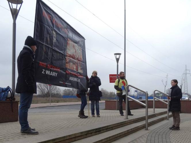 Plakaty antyaborcyjne znikną z Poznania? Pracujemy nad tym