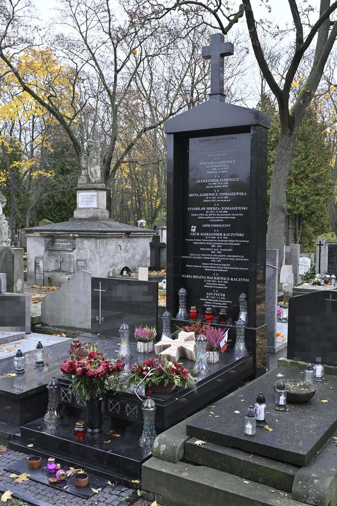 Grób rodziców Jarosława  Kaczyńskiego