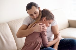 Jak wspierać bliskich dotkniętych tragedią