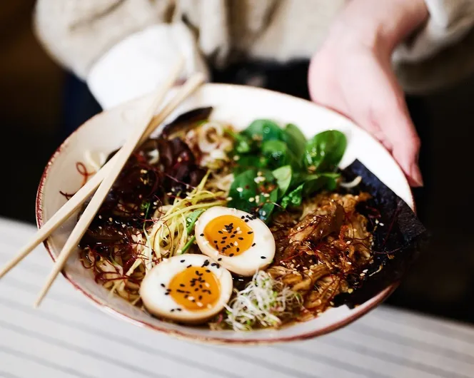 Gratisowe obiady dla seniorów w Radomiu. Ile osób korzysta z programu? 