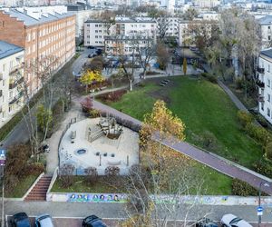 To najstarsze osiedle w Warszawie. Aby żyć jak w bajce panowały tu dziwne zasady