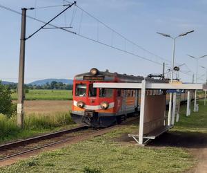 Są już nowe dworce, będą też wygodne perony i stacje. PKP PLK planuje kolejne remonty na linii Tarnów – Muszyna 
