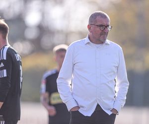 Trener polskiego klubu wyleciał dyscyplinarnie! Zdecydowanie przeholował, nie mogli tego puścić płazem