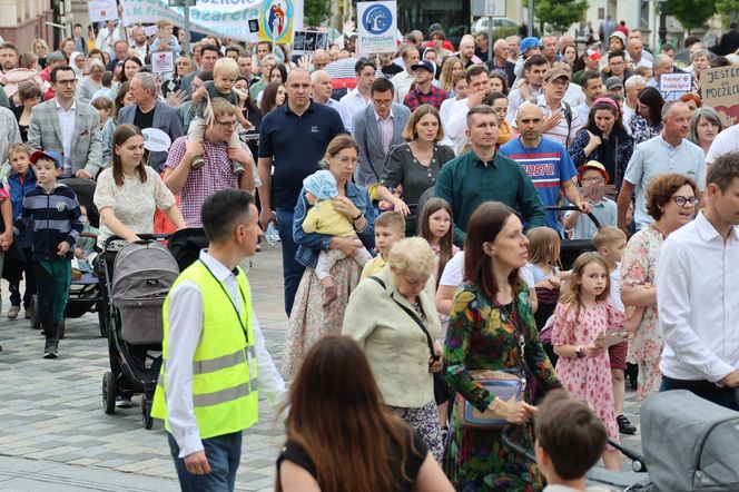 Ulicami Lublina przeszedł Marsz dla Życia i Rodziny 2025