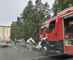 Zderzenie samochodów na DK1 w Kobiórze