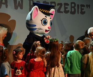 Strażnicy miejscy ze Świdnika mają nową koleżankę. Zaprojektowała ją 7-letnia Ola