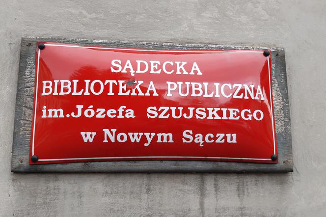 Sądecka Biblioteka Publiczna przygotowuje sie do otwarcia