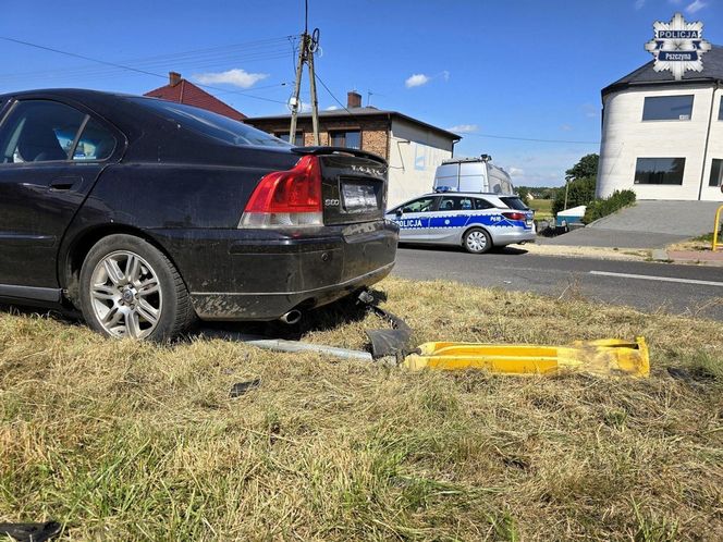 Kobiór. Śmiertelny wypadek na DK nr 1. Pasażerka citroena nie żyje [ZDJĘCIA]