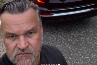 Oskarżony dziennikarz TVN, Adam Kornacki chwali się nową furą. Co za popis!