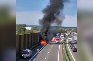 Pożar samochodu na autostradzie A4