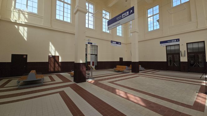 Dworzec kolejowy w Zbąszyniu po remoncie