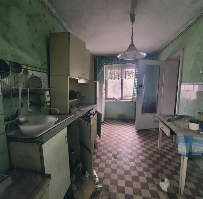 	Bydgoszczanie zwiedzją opuszczone domy. W Niemczech byli w starej fabryce czekolady i zapomnianym sanatorium