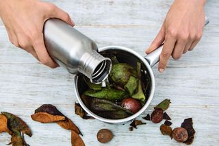 DIY: farbowanie dzianiny barwnikiem z awokado – instrukcja wykonania (1)