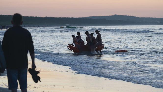 Dramatyczna akcja ratunkowa na plaży w Świnoujściu