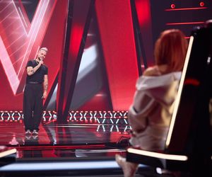 The Voice of Poland. Przez chorobę wstydził się śpiewać. Po 10 latach wraca odmieniony, by spełnić marzenia!