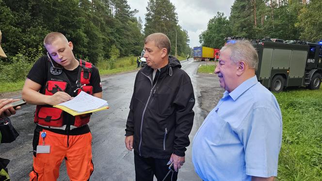 Wypadek w pobliżu Konotopu  - autobus z tirem 