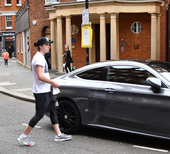 Brooklyn Beckham - nowy samochód