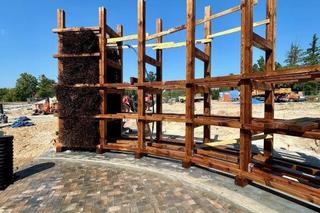 Nowa tężnia solankowa w Orzyszu. Prace nabierają tempa. Zobacz zdjęcia