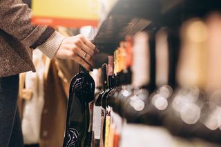 Kolejne miasto na północy Polski z nocną prohibicją. Czy ten krok rozwiąże problem alkoholizmu?