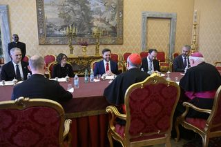  Spotkanie Paroli-Vance w Watykanie