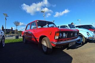 Zlot zabytkowych pojazdów na Łasztowni