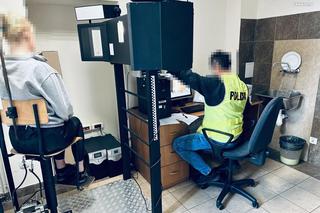 Nastolatkowie brutalnie pobili 17-latkę. Uderzyli ją w twarz, szarpali za włosy i ukradli jej telefon