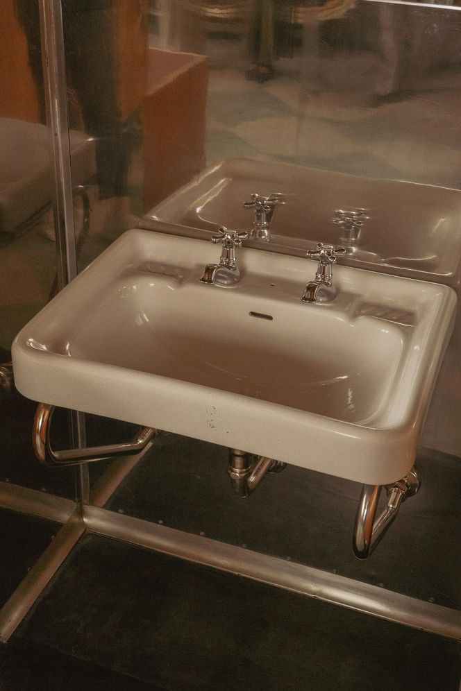 Winda-biuro Baty w Zlinie