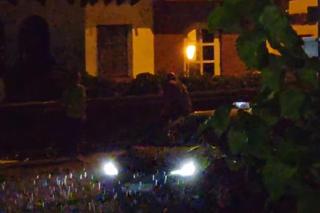 Trzy sekundy i nie ma człowieka. Osiłek się wściekł, dramatyczny finał bójki